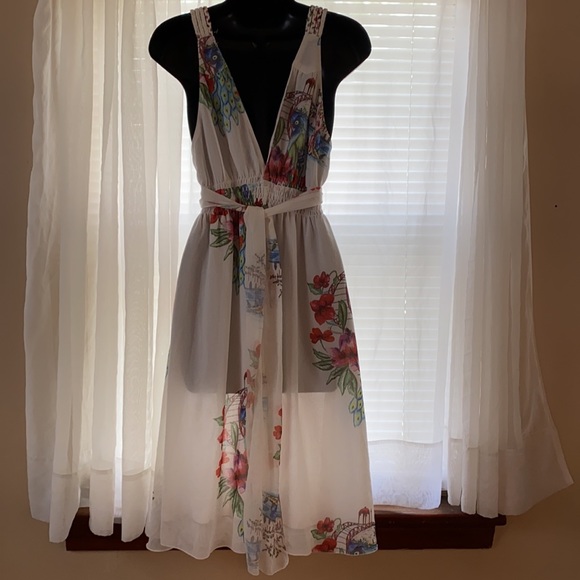 Elegant yet fun-loving - Picture 8 of 9